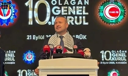 Kenan Yılmaz, Özçelik-İş 10. Olağan Genel Kurulu’nda yeniden başkan seçildi.