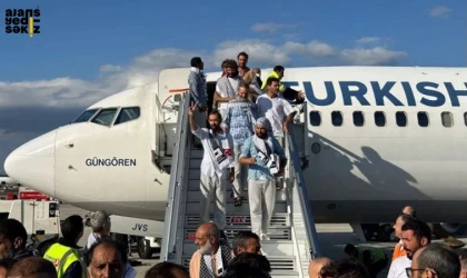 Aktivister: "İsrail'de fiziksel ve psikolojik şiddet gördük, aç bırakıldık"