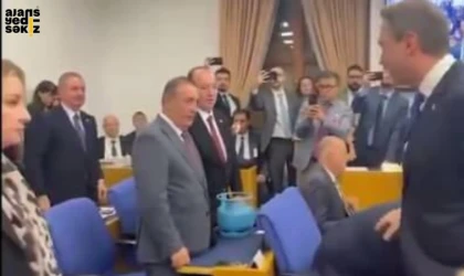 CHP'li Akay'ın "halkın mutfak tüpü boş" sözlerine Bakan Bayraktar'dan cevap.