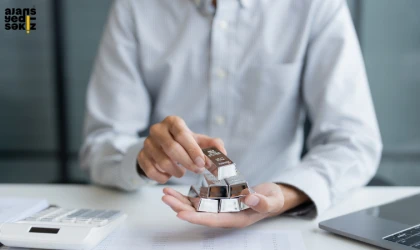 Gram gümüş fiyatı tarihi rekorunu kırarak 100 TL'yi aştı.