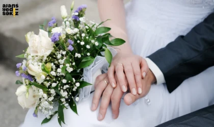 Diyanet Vakfı, evlenecek çiftlere geri ödemesiz 500 bin lira destek verecek.