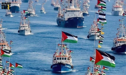 İsrail, Yunan karasularında Sumud Filosu'na saldırdı. 18 Türk aktivist alıkonuldu.