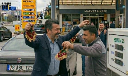Sektör kaynakları, motorinde litre başına 14,55 TL'lik indirim bekliyor.