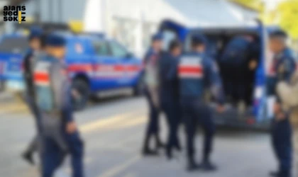 3 ayrı uyuşturucu operasyonunda sentetik hap ve metamfetamin ele geçirildi.