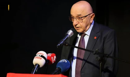 Vedat Yaşar, Atatürk'e yönelik paylaşımlar sonrası sessizliğe tepki gösterdi.