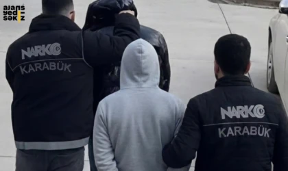 Düzenlenen operasyonlarda 2 firari yakalandı, 1 şüpheli tutuklandı.