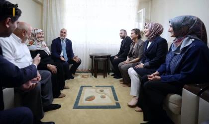 AK Parti teşkilat programları kapsamında aile ziyaretlerinde bulunuldu.