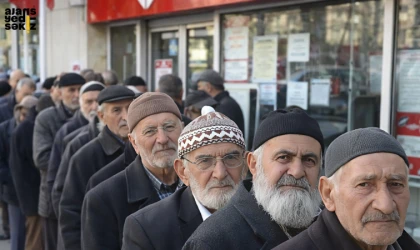 En düşük emekli aylığını 23 bin 552 liraya çıkaran teklif komisyonda kabul edildi.