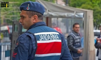 Karabük'te düzenlenen iki operasyonda 3 şüpheli adliyeye sevk edildi.
