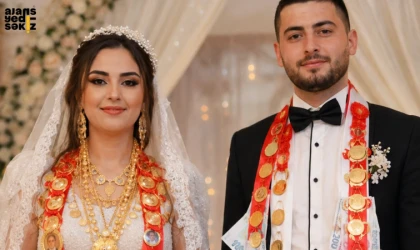 Karara göre, altın veya para kime takıldıysa o kişiye ait olacak.