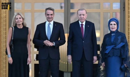 Yunanistan Başbakanı Miçotakis neye uğradığını şaşırdı.