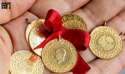 Gram altın, 4 aylık aranın ardından yeniden 7 bin lira seviyesini aşarak 7 bin 19 lirayı gördü.