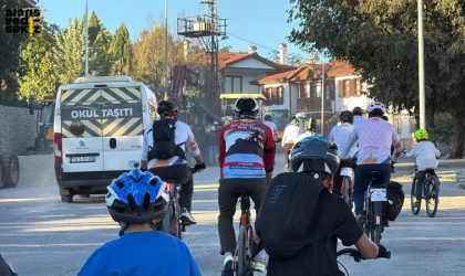 6. Karabük Bisiklet Festivali'nde pedallar tarih ve doğanın izinde döndü.