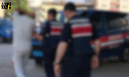 Düzenlenen 3 ayrı uyuşturucu operasyonunda 5 kişi gözaltına alındı.