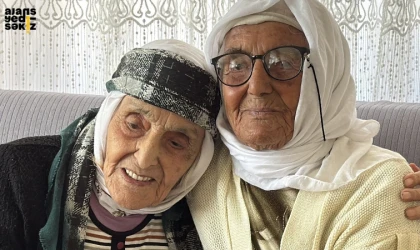 Şerife teyze: "Atatürk öldüğünde kocamandık. Çok çalışırdık, arı kovanı gibiydik"