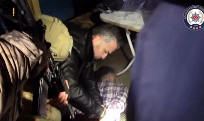 Karabük'te kırsal alanda saklanan şüpheli, ortak operasyonla yakalanarak cezaevine teslim edildi.